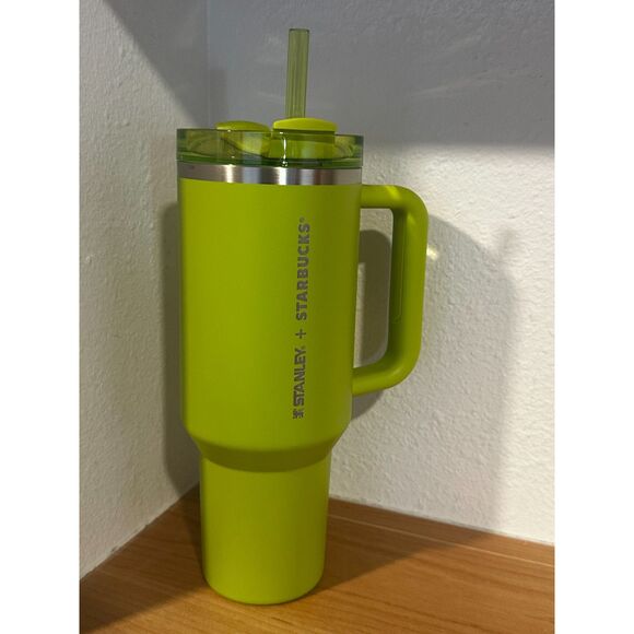 Starbucks x Stanley 2024 Philippines Exclusive Lime Green Tumbler 40 Oz. NWT - Picture 1 of 4